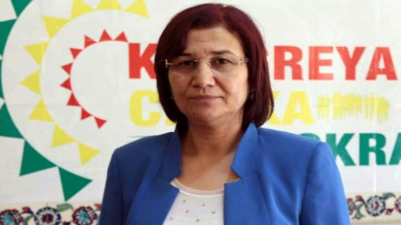 له‌یلا گۆڤه‌ن به‌ر له‌ راگه‌یاندنی مانگرتن